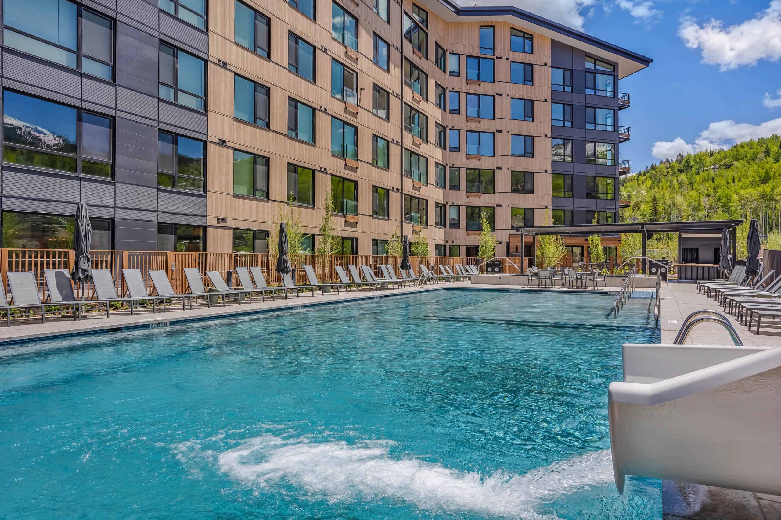 31_119_Wood_Rd_Common_Area031